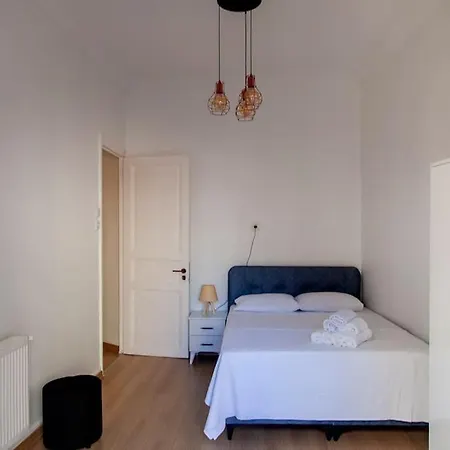 5+1 Entire Pleace At The Center Of The City! Apartamento